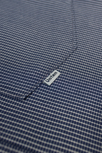 Camisa Ejecutiva Cuadritos Net 60% Alg. 40% Pol.