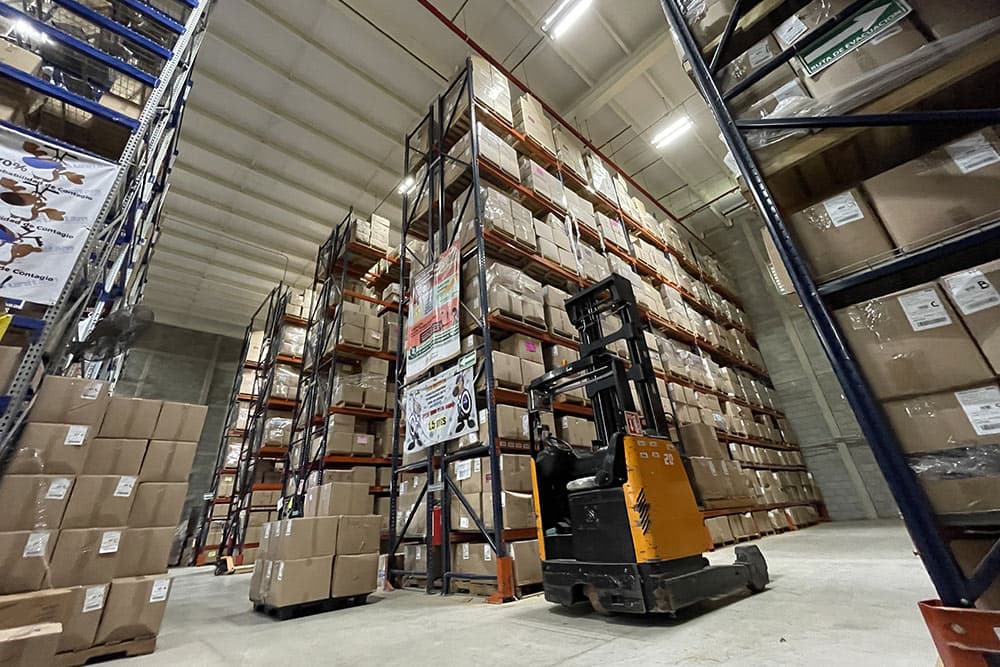 Comprar Uniformes precio de Fabrica en Mexico, Unitam Uniformes Almacen, Centro de Distribucion